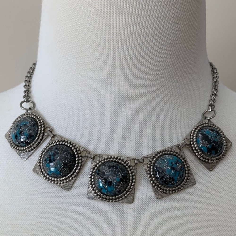 VTG Turquoise Confetti Lucite Mid Century Choker